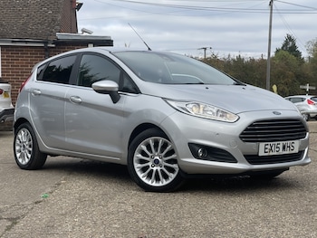 Used Ford Fiesta 2015 for sale - 76242913: Photo