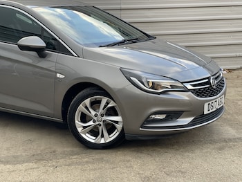 Used Vauxhall Astra 2017 for sale - 76510965: Photo