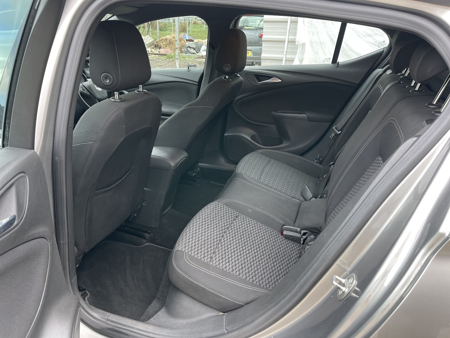 Used Vauxhall Astra 2017 for sale - 76510965: Photo 41