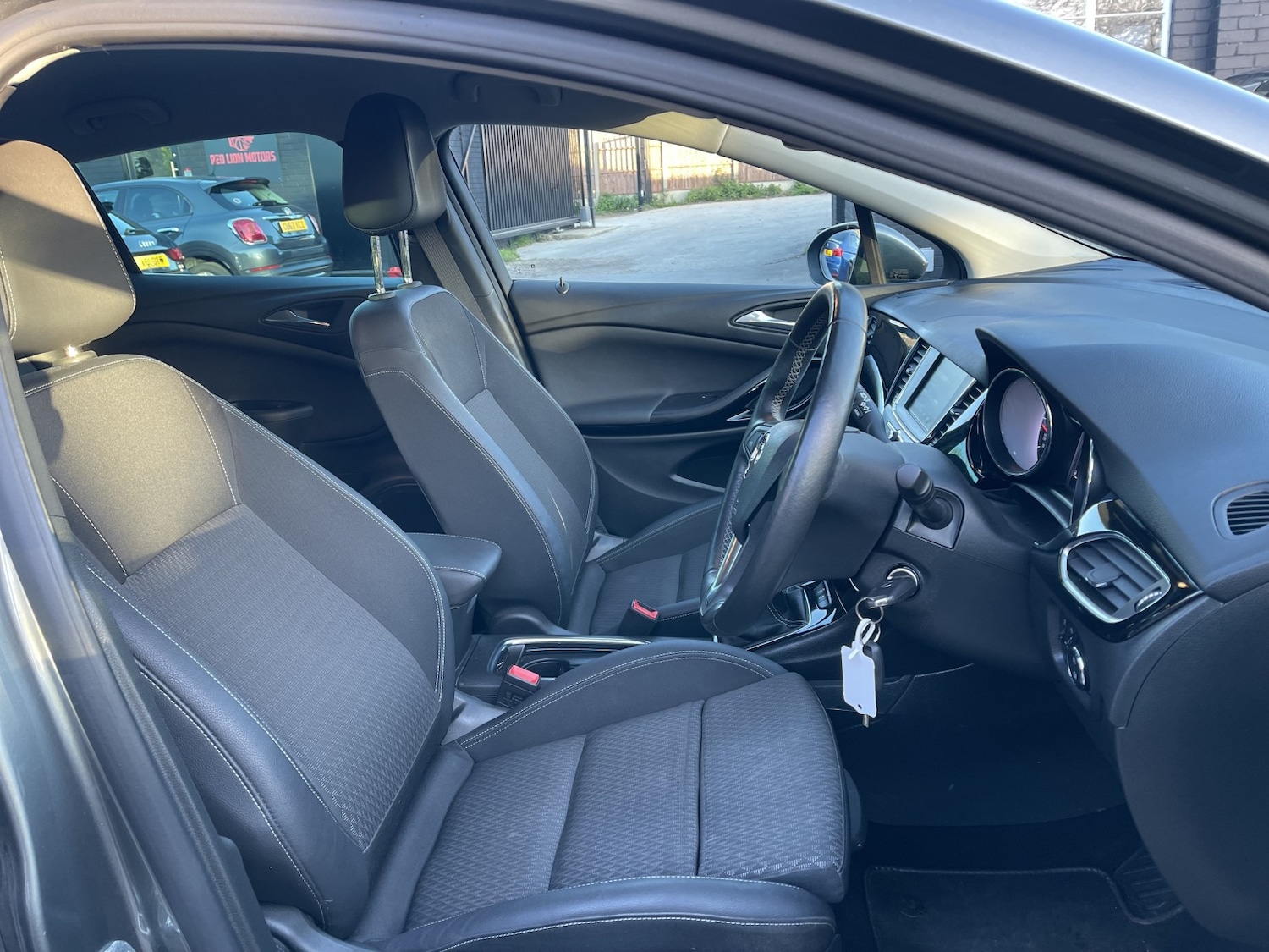 Used Vauxhall Astra 2019 for sale - 78062251: Photo 52