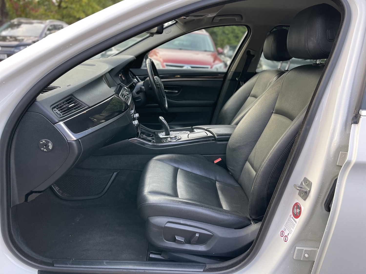Used BMW 5 Series 2014 for sale - 76178953: Photo 32