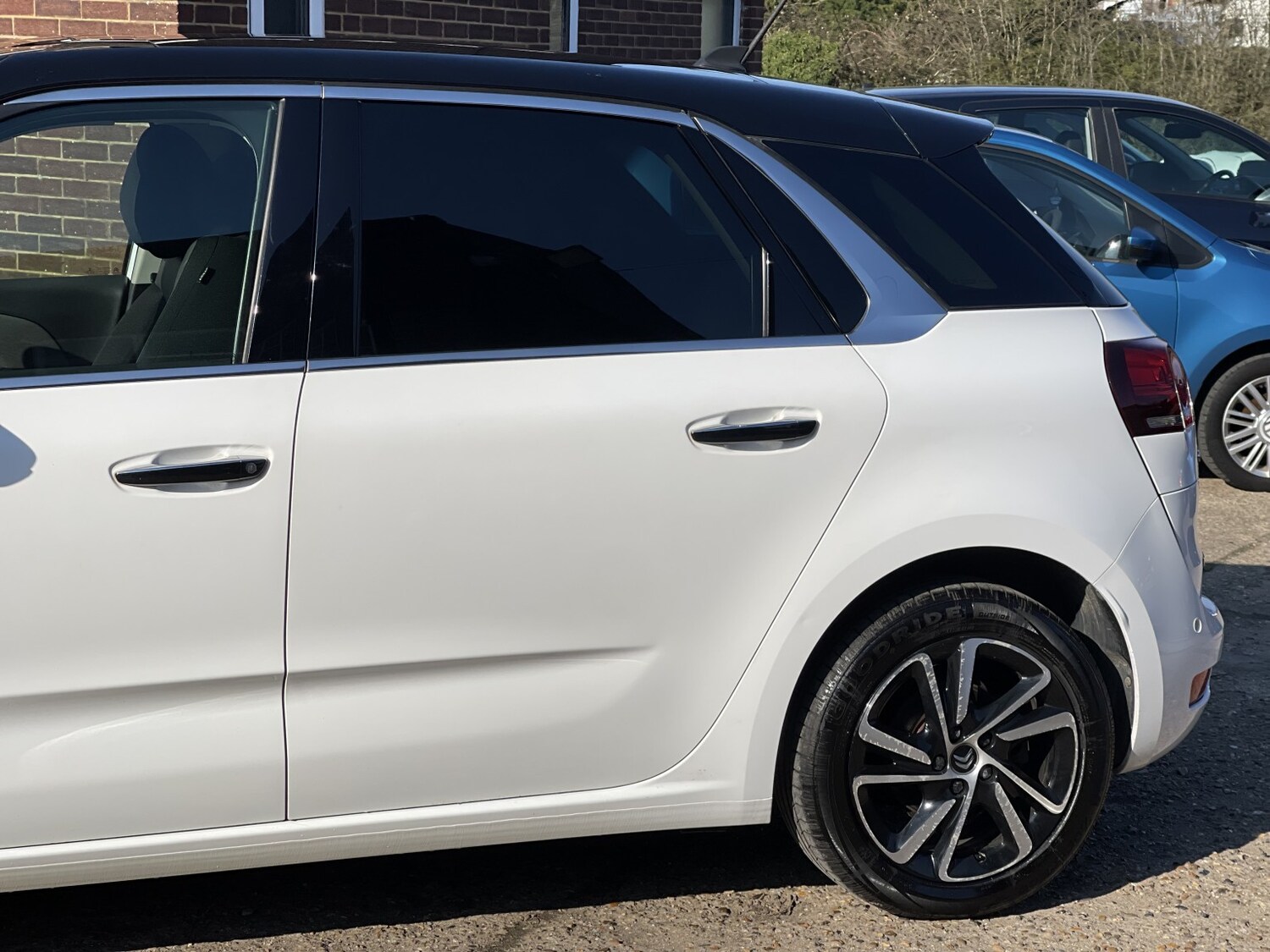 Used Citroen C4 Picasso 2017 for sale - 77961940: Photo 17