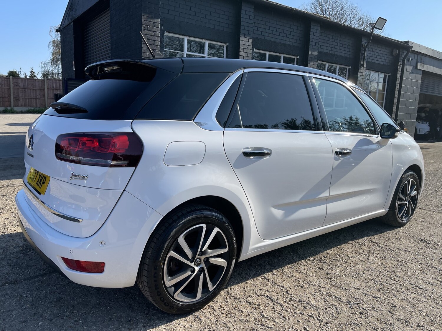 Used Citroen C4 Picasso 2017 for sale - 77961940: Photo 26