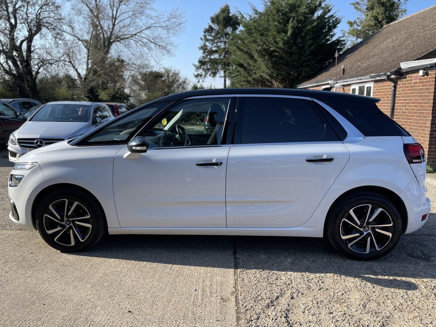 Used Citroen C4 Picasso 2017 for sale - 77961940: Photo 29