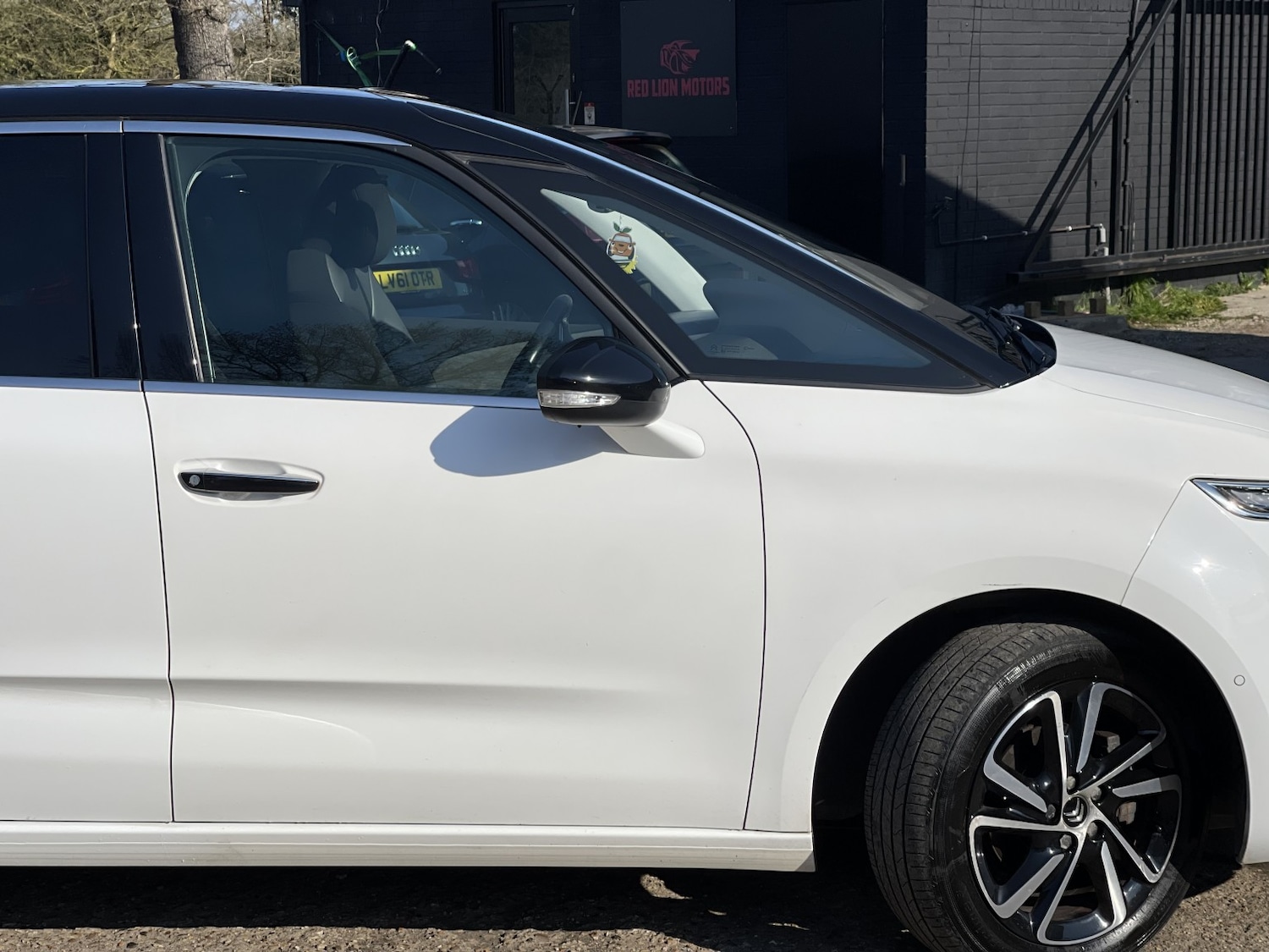 Used Citroen C4 Picasso 2017 for sale - 77961940: Photo 5