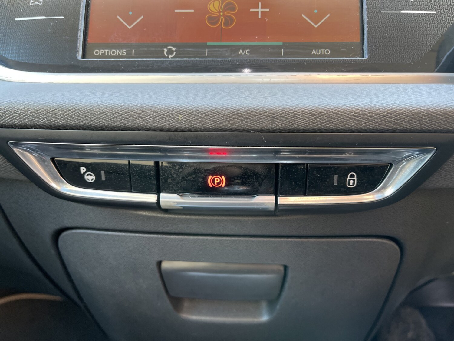 Used Citroen C4 Picasso 2017 for sale - 77961940: Photo 57