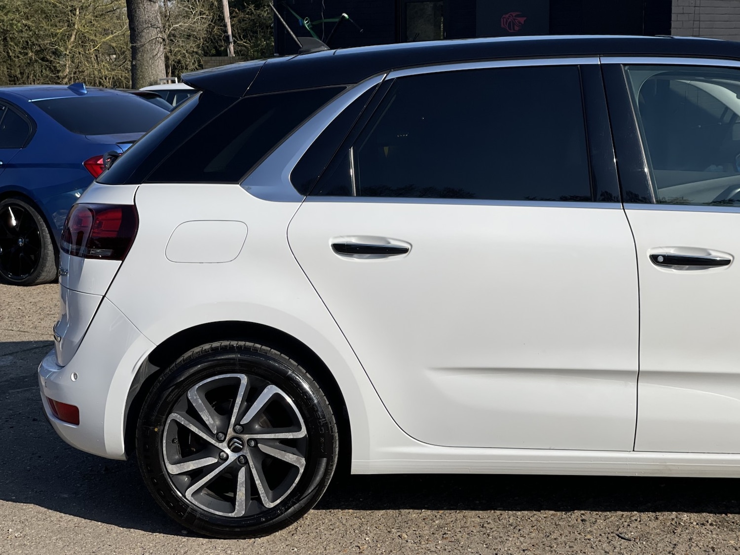 Used Citroen C4 Picasso 2017 for sale - 77961940: Photo 6