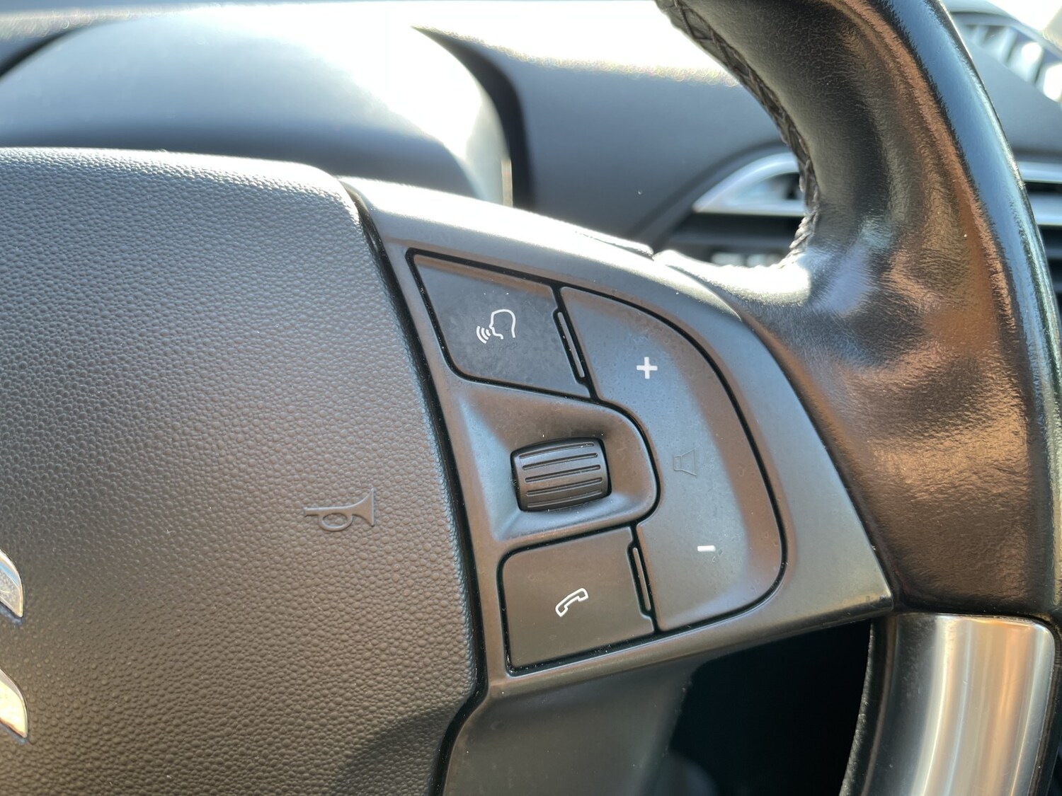 Used Citroen C4 Picasso 2017 for sale - 77961940: Photo 60