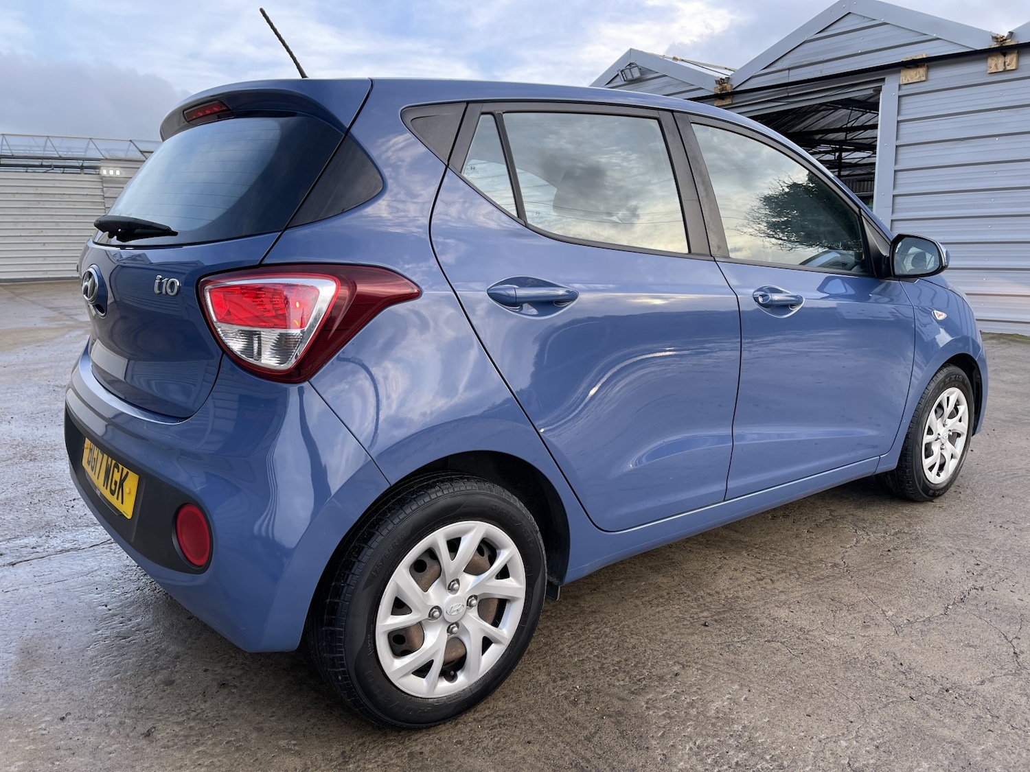 Used Hyundai i10 2017 for sale - 77385293: Photo 24