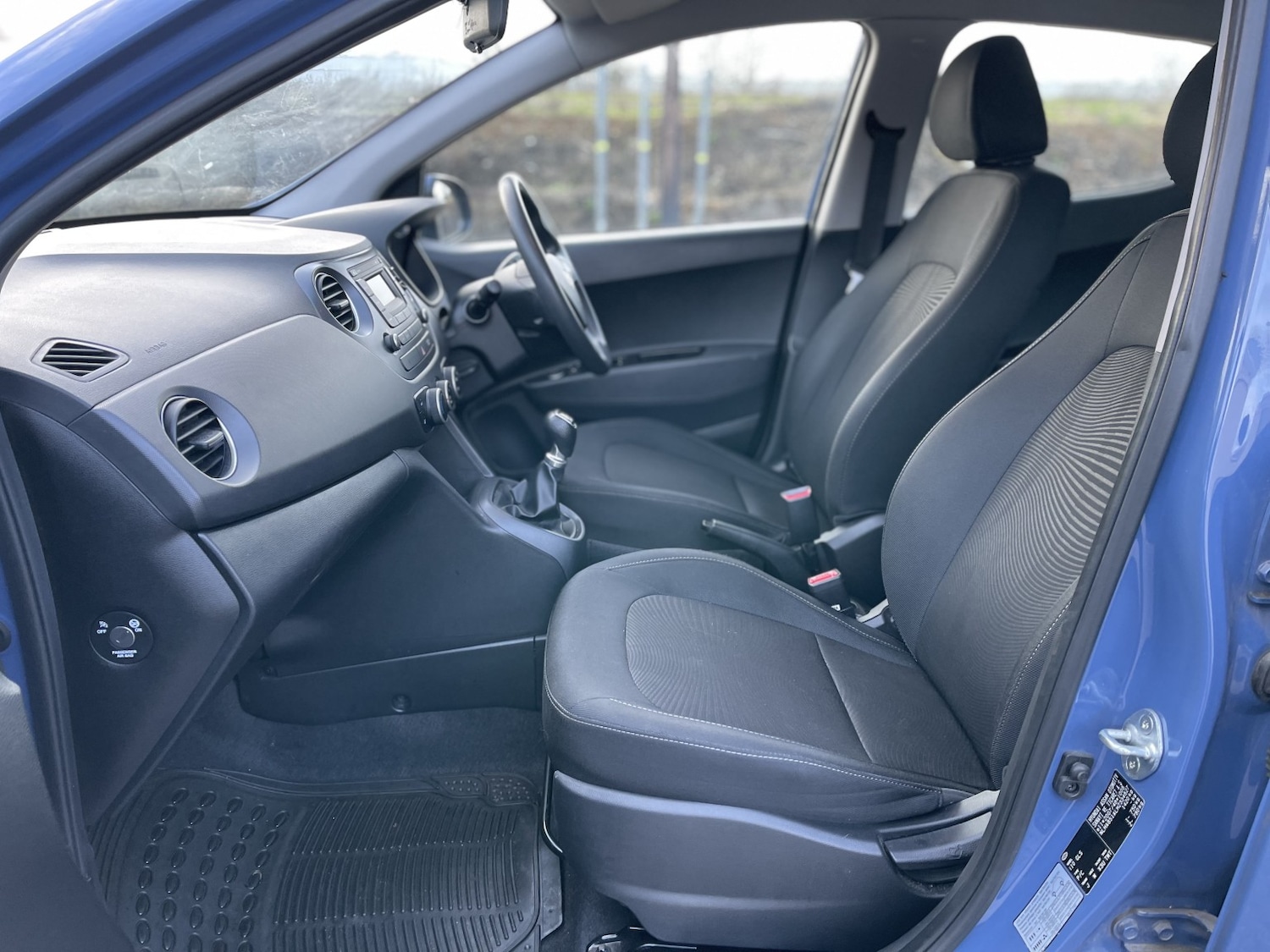 Used Hyundai i10 2017 for sale - 77385293: Photo 32