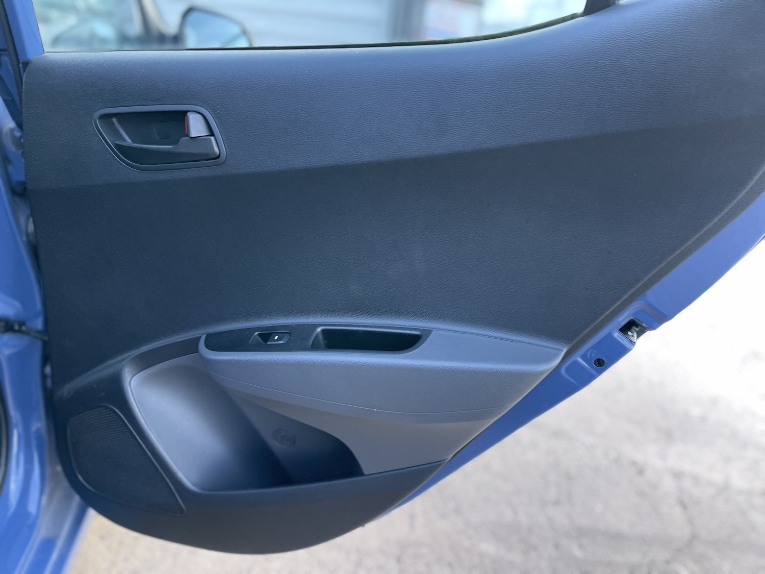 Used Hyundai i10 2017 for sale - 77385293: Photo 43