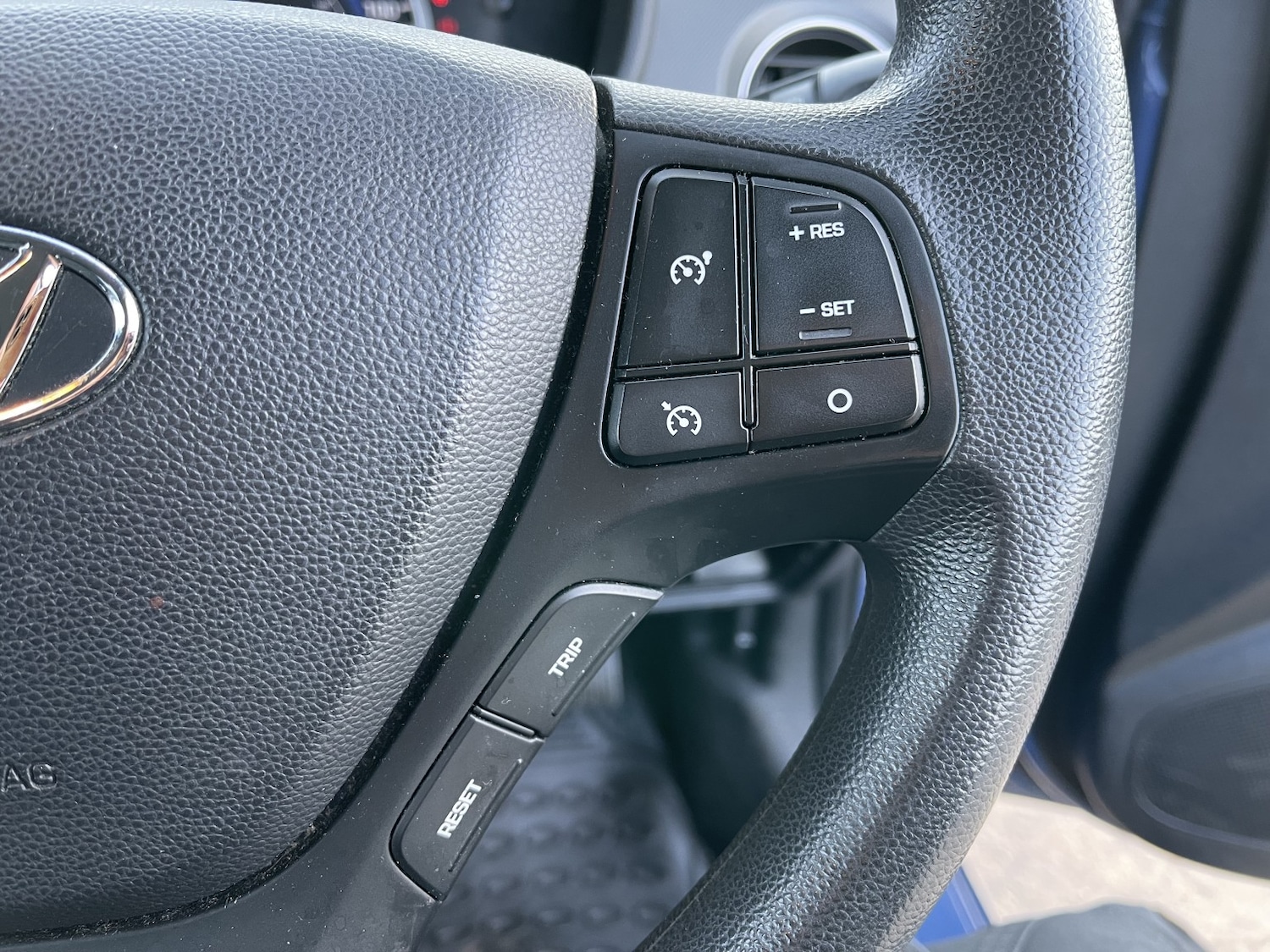 Used Hyundai i10 2017 for sale - 77385293: Photo 46