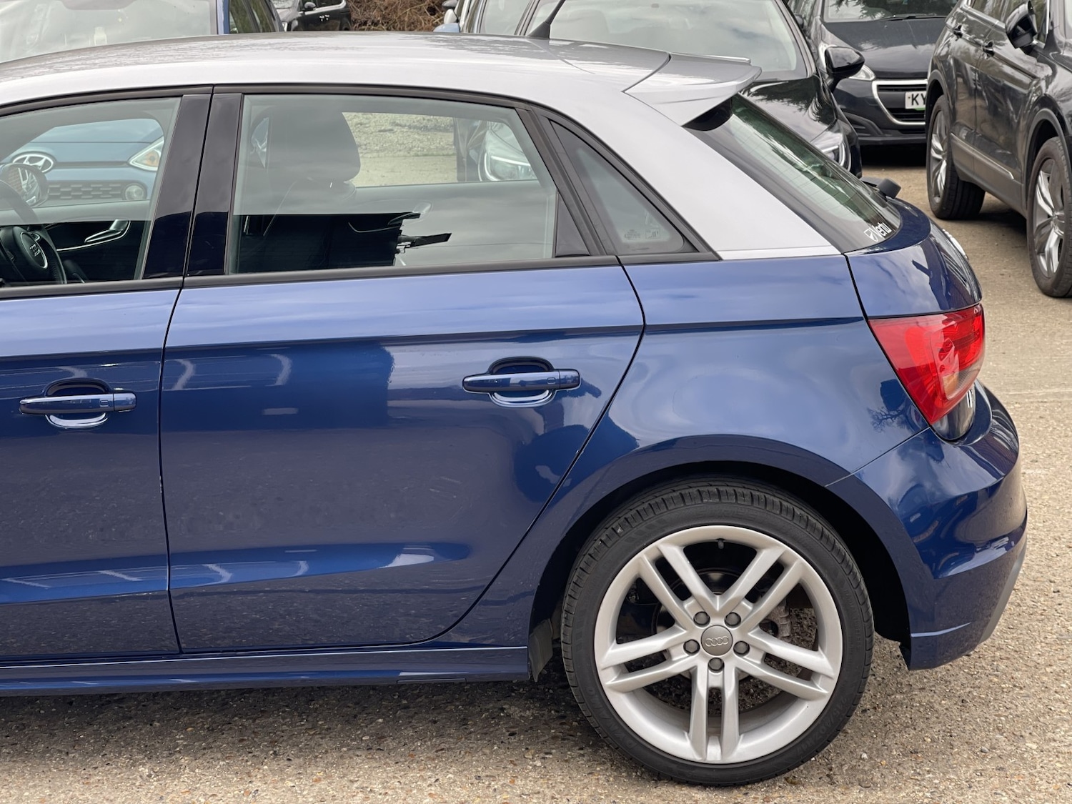 Used Audi A1 2015 for sale - 78098255: Photo 30