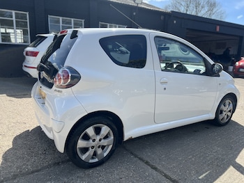 Used Toyota AYGO 2012 for sale - 78306548: Photo