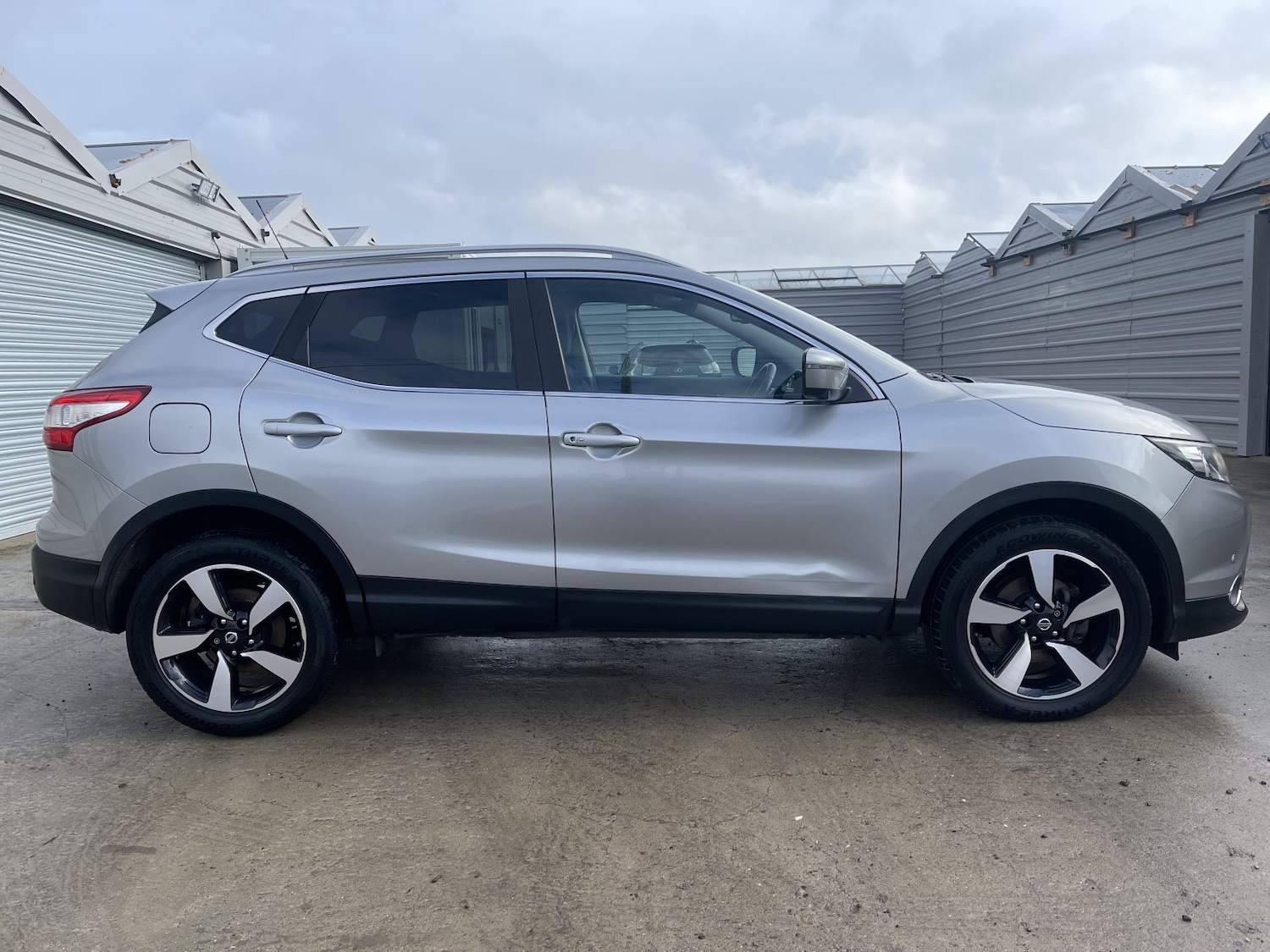 Used Nissan Qashqai 2015 for sale - 77400040: Photo 22
