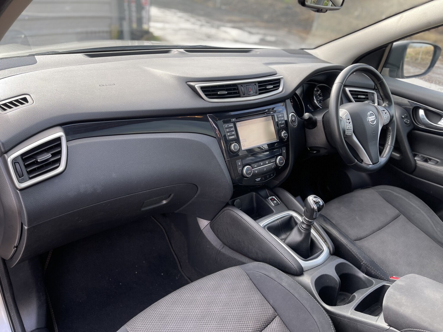 Used Nissan Qashqai 2015 for sale - 77400040: Photo 38