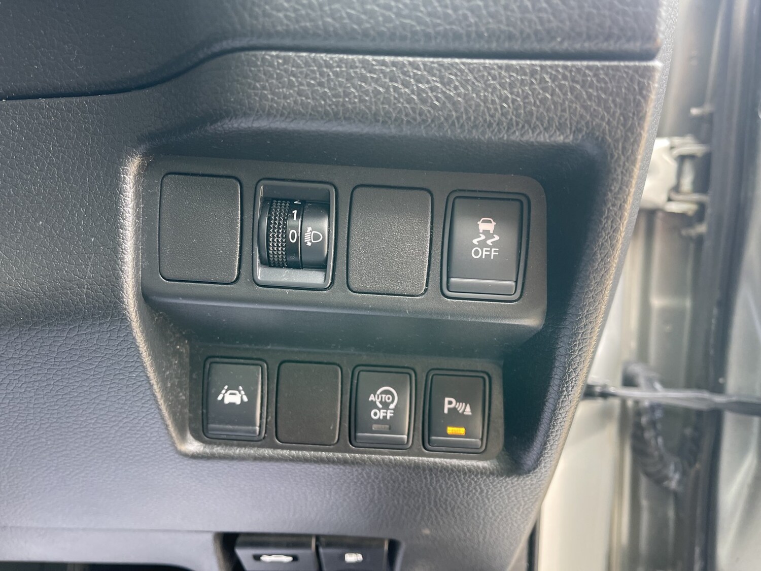 Used Nissan Qashqai 2015 for sale - 77400040: Photo 53