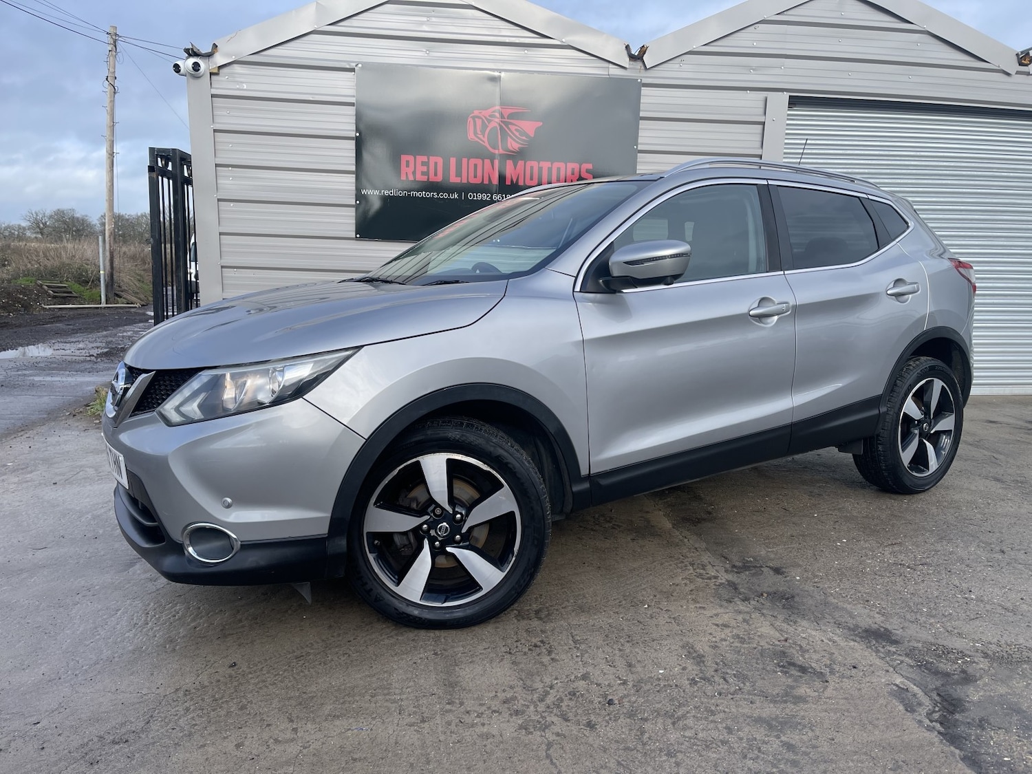 Used Nissan Qashqai 2015 for sale - 77400040: Photo 9