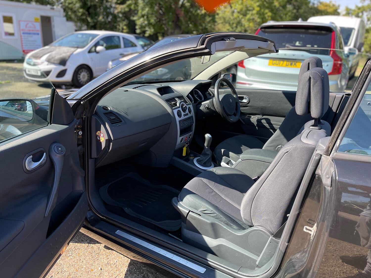 Used Renault Megane 2005 for sale - 76281373: Photo 29