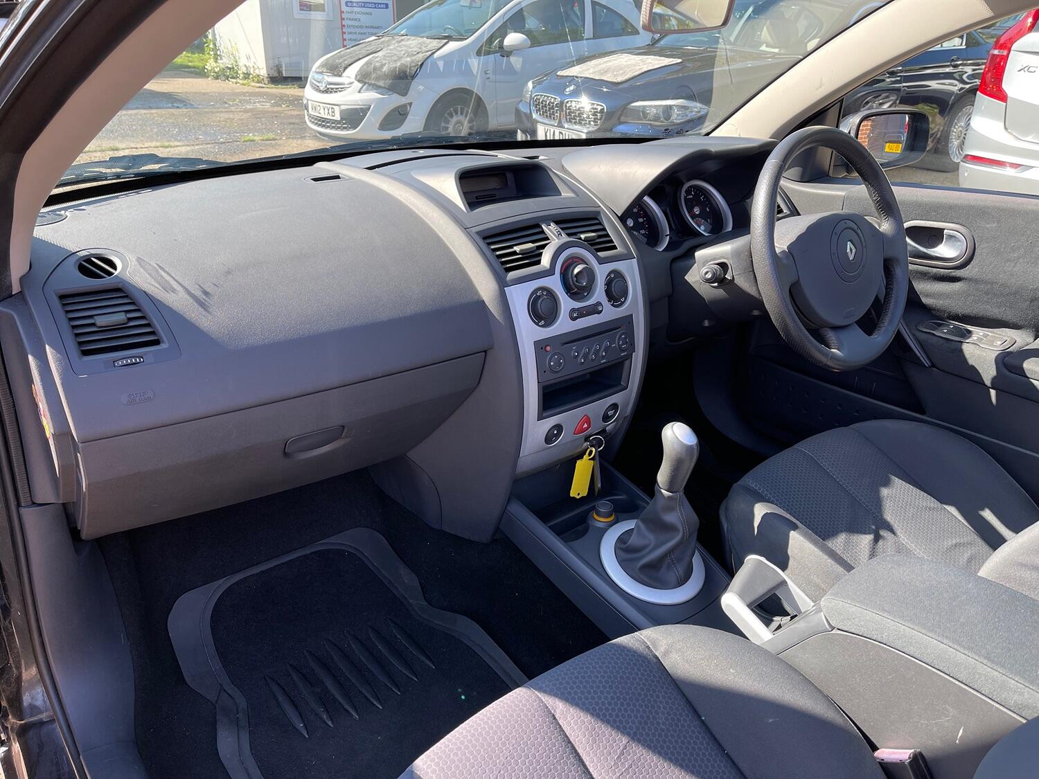 Used Renault Megane 2005 for sale - 76281373: Photo 37