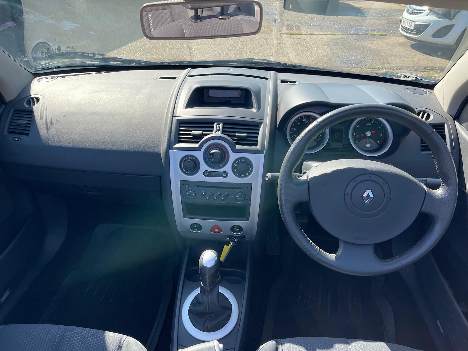 Used Renault Megane 2005 for sale - 76281373: Photo 43