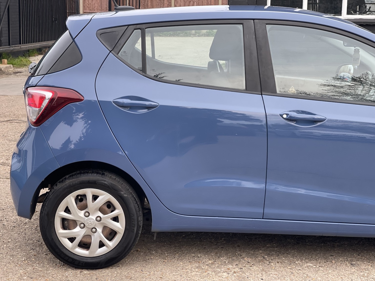 Used Hyundai i10 2018 for sale - 77981796: Photo 27