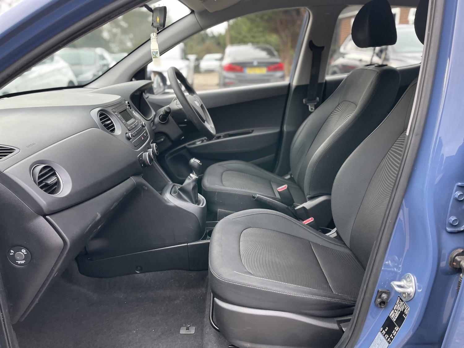 Used Hyundai i10 2018 for sale - 77981796: Photo 33