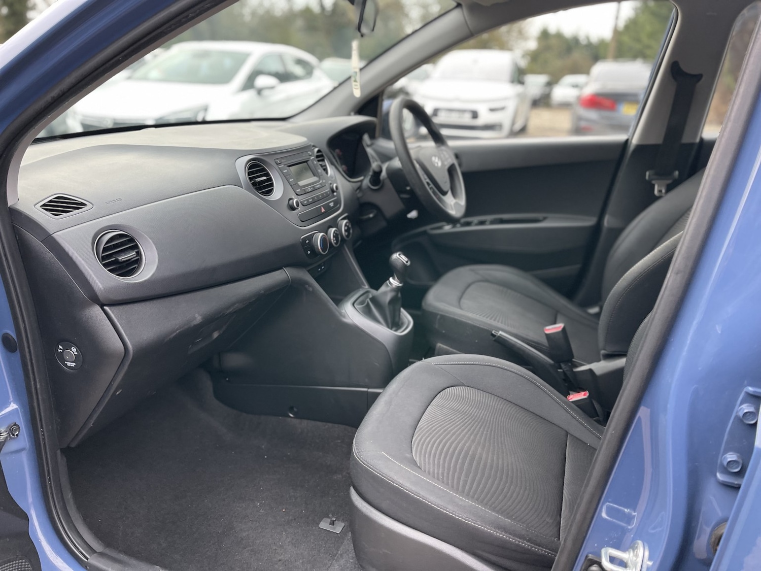 Used Hyundai i10 2018 for sale - 77981796: Photo 34