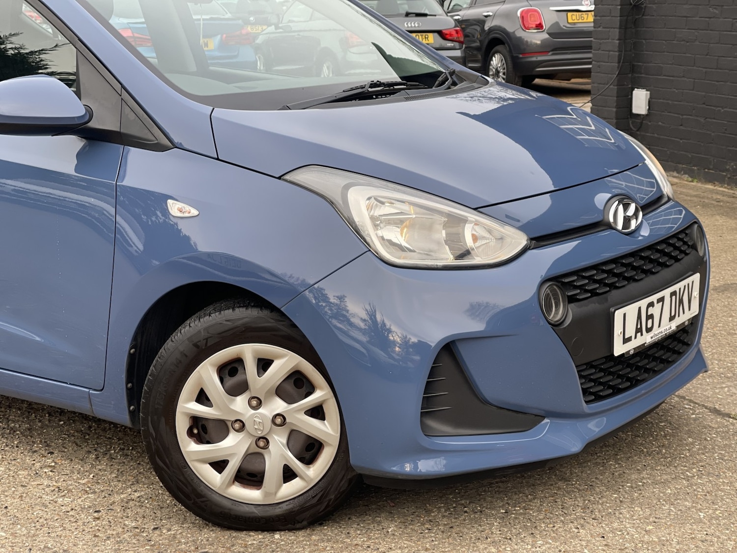 Used Hyundai i10 2018 for sale - 77981796: Photo 4