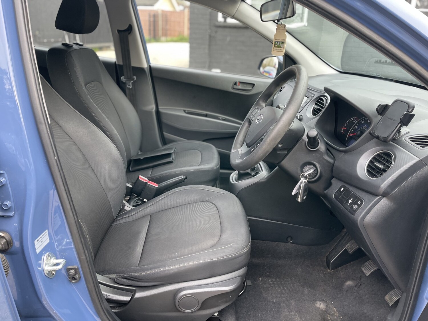 Used Hyundai i10 2018 for sale - 77981796: Photo 43