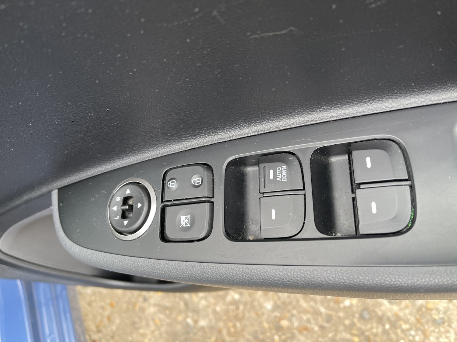 Used Hyundai i10 2018 for sale - 77981796: Photo 44