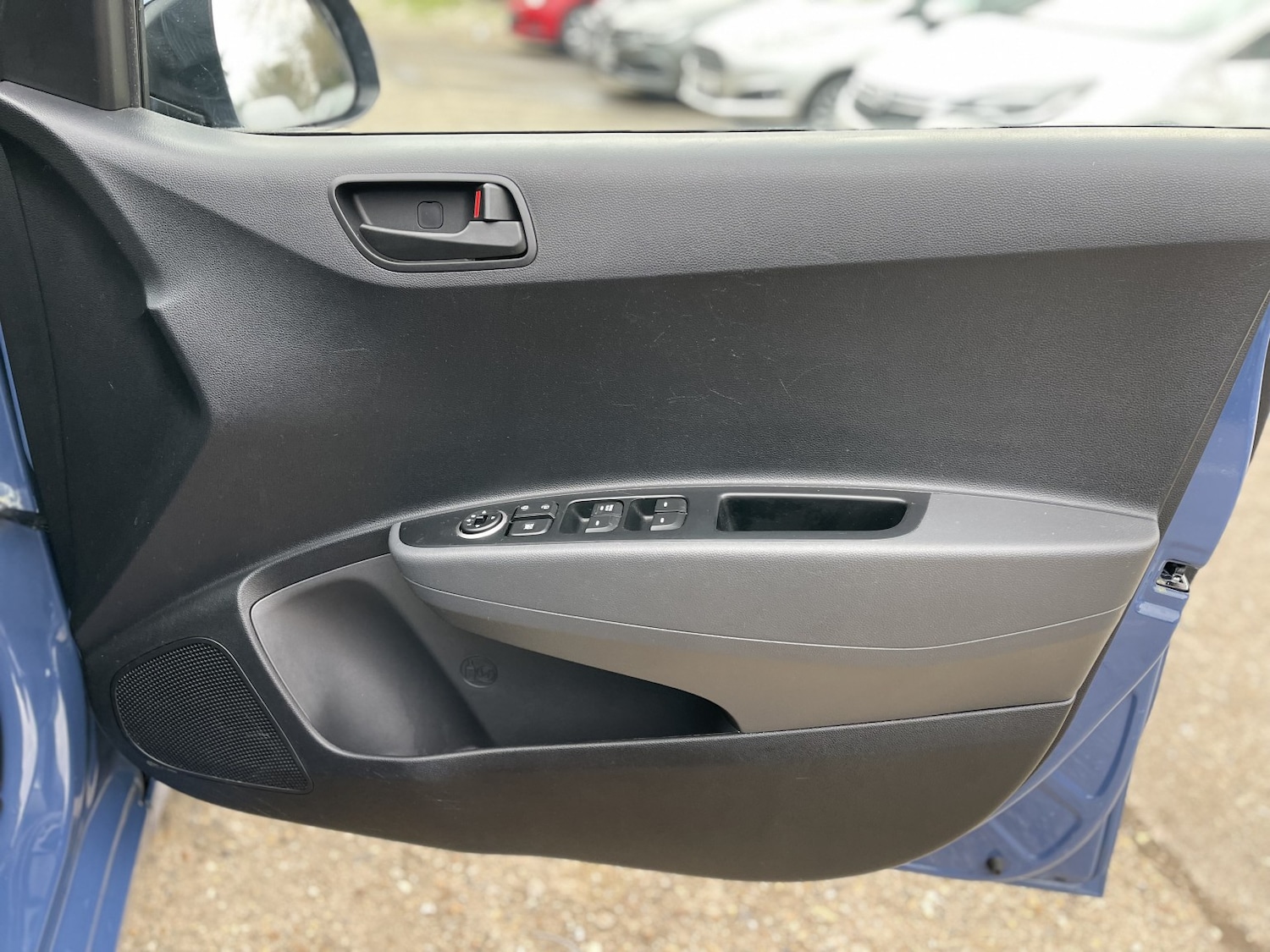 Used Hyundai i10 2018 for sale - 77981796: Photo 45