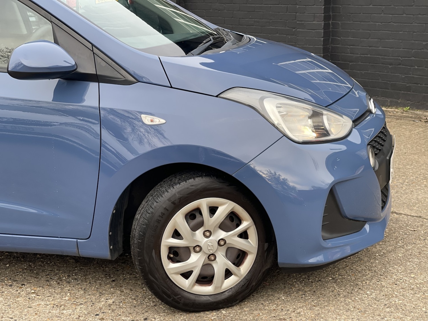 Used Hyundai i10 2018 for sale - 77981796: Photo 5