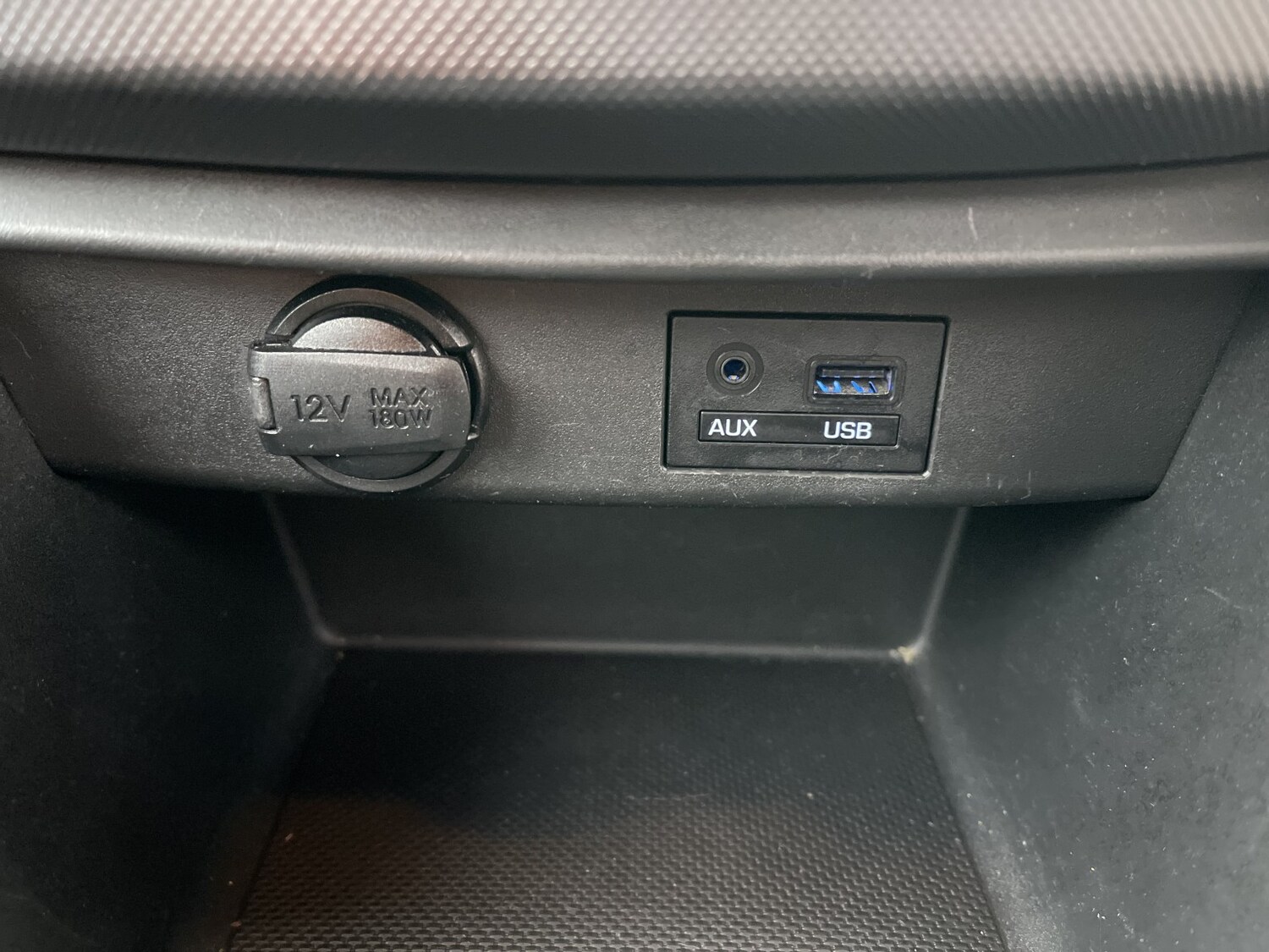 Used Hyundai i10 2018 for sale - 77981796: Photo 53