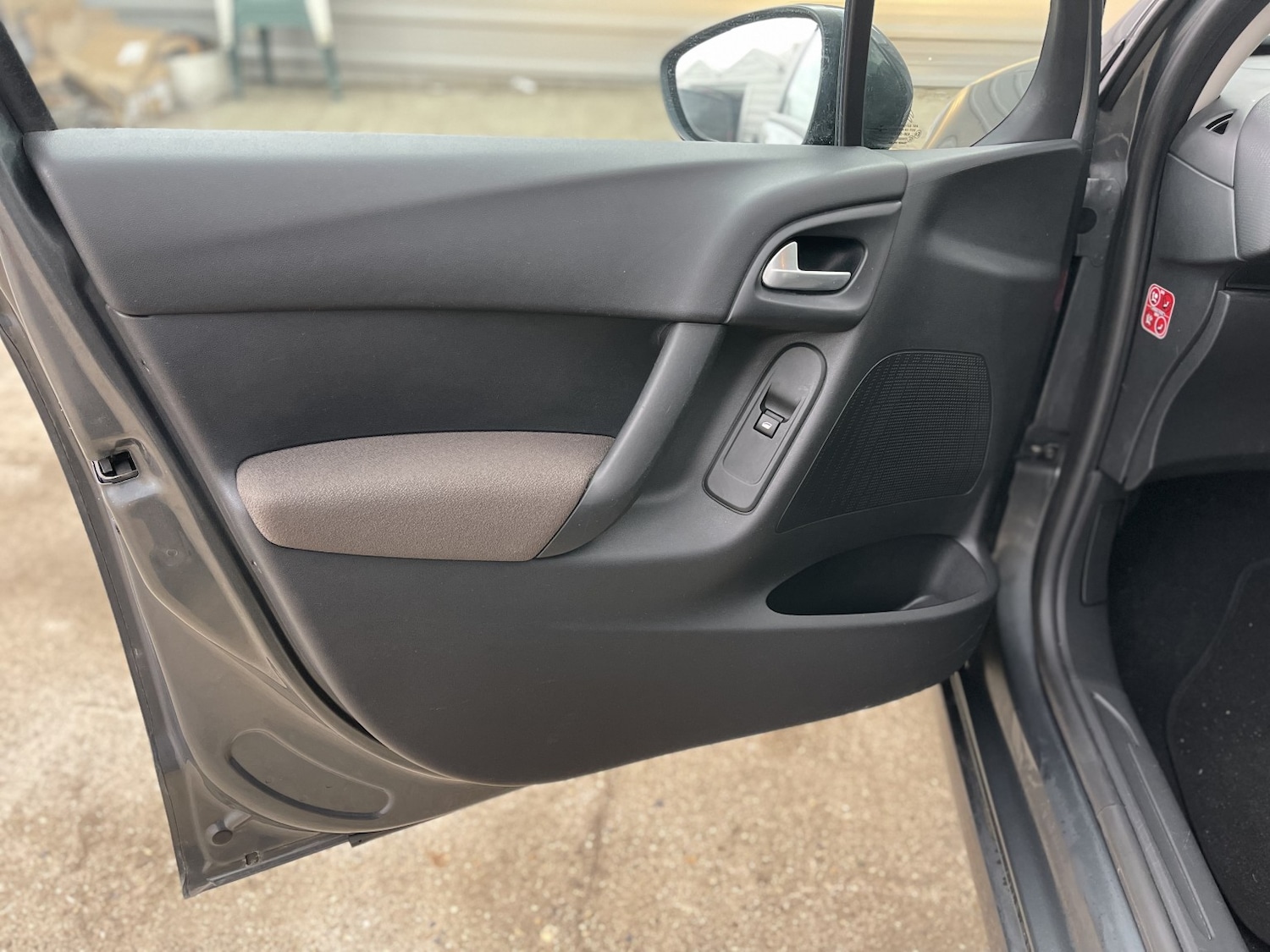 Used Citroen C3 2013 for sale - 76476952: Photo 32