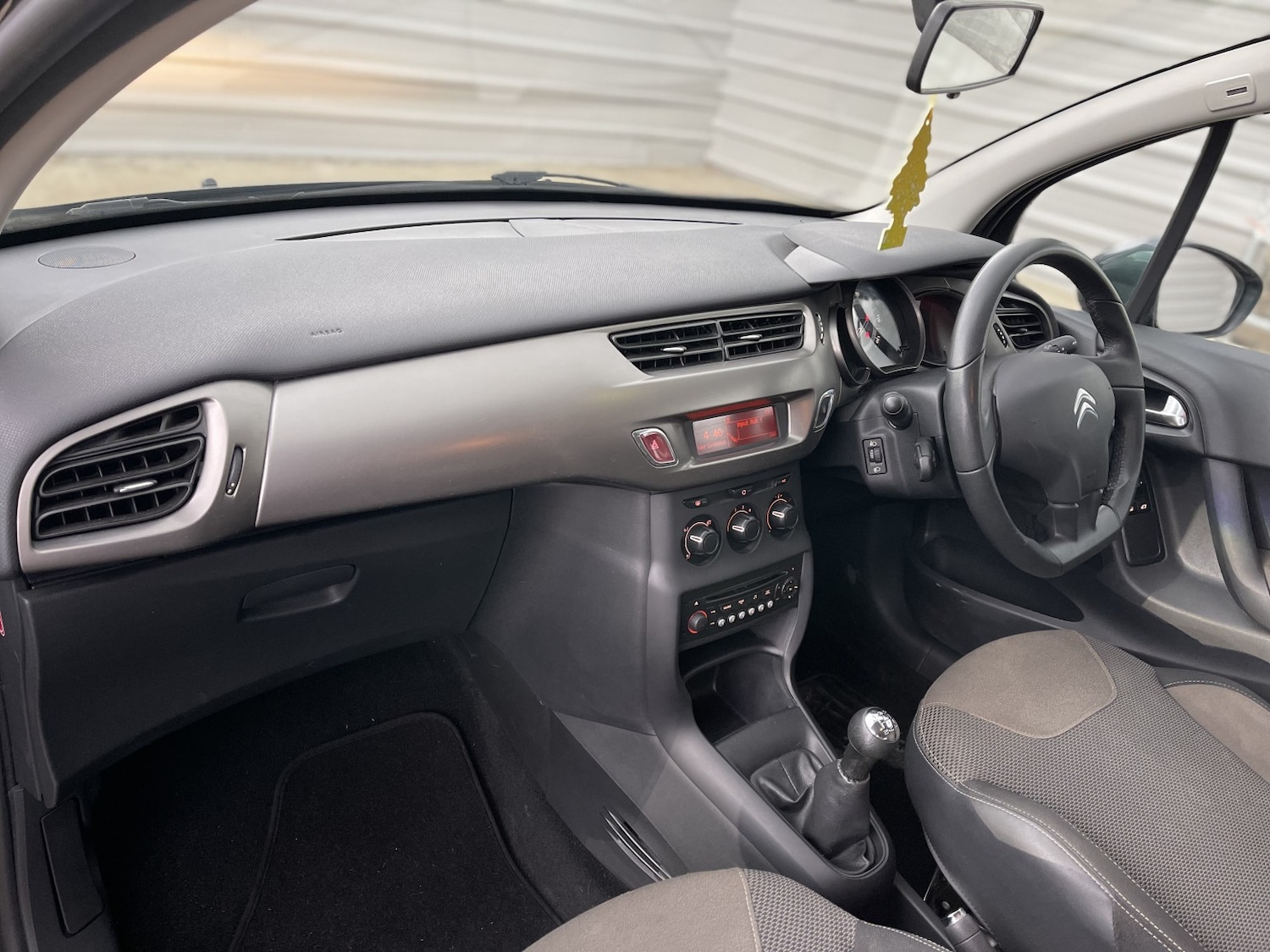 Used Citroen C3 2013 for sale - 76476952: Photo 34