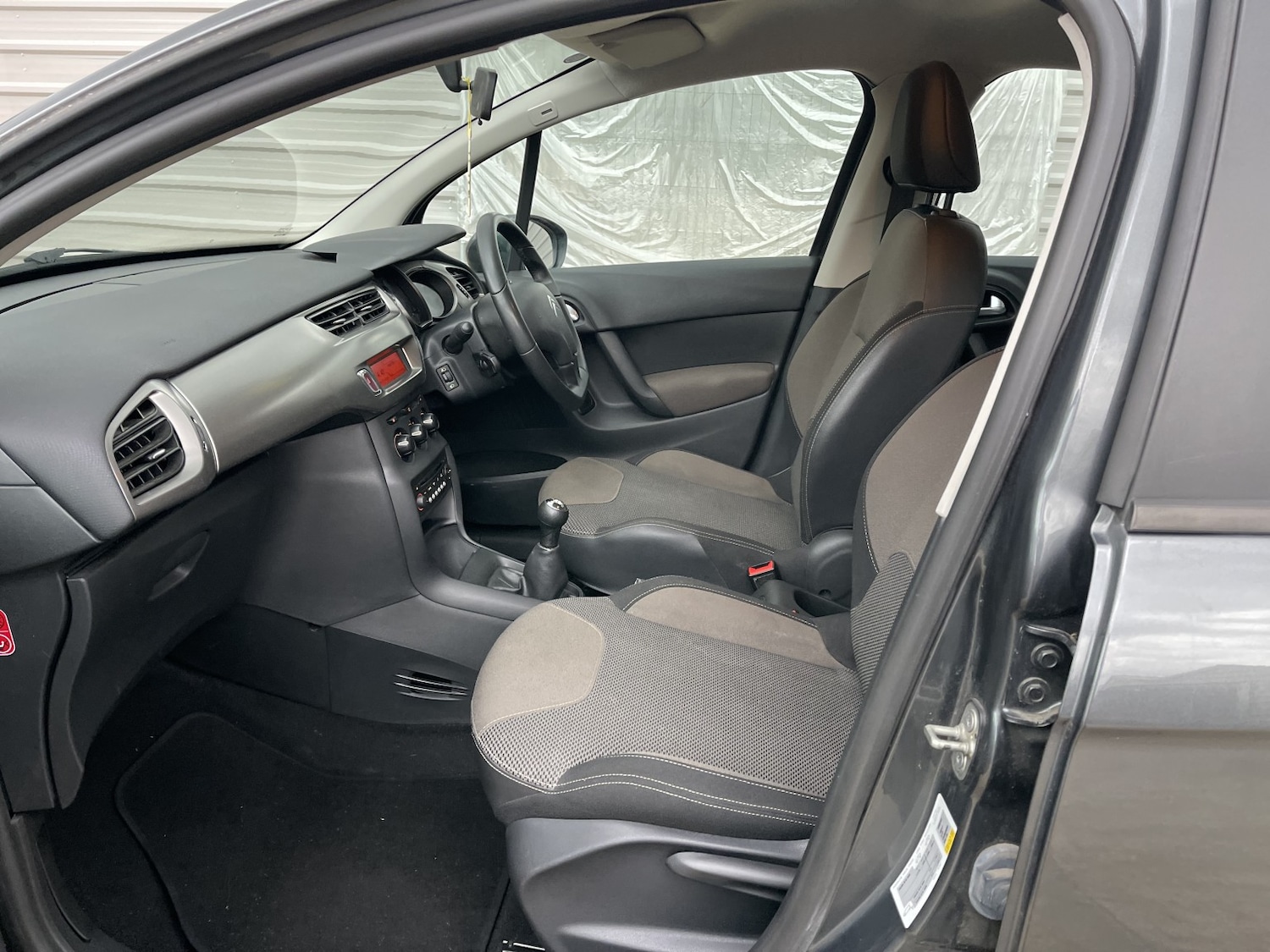 Used Citroen C3 2013 for sale - 76476952: Photo 35