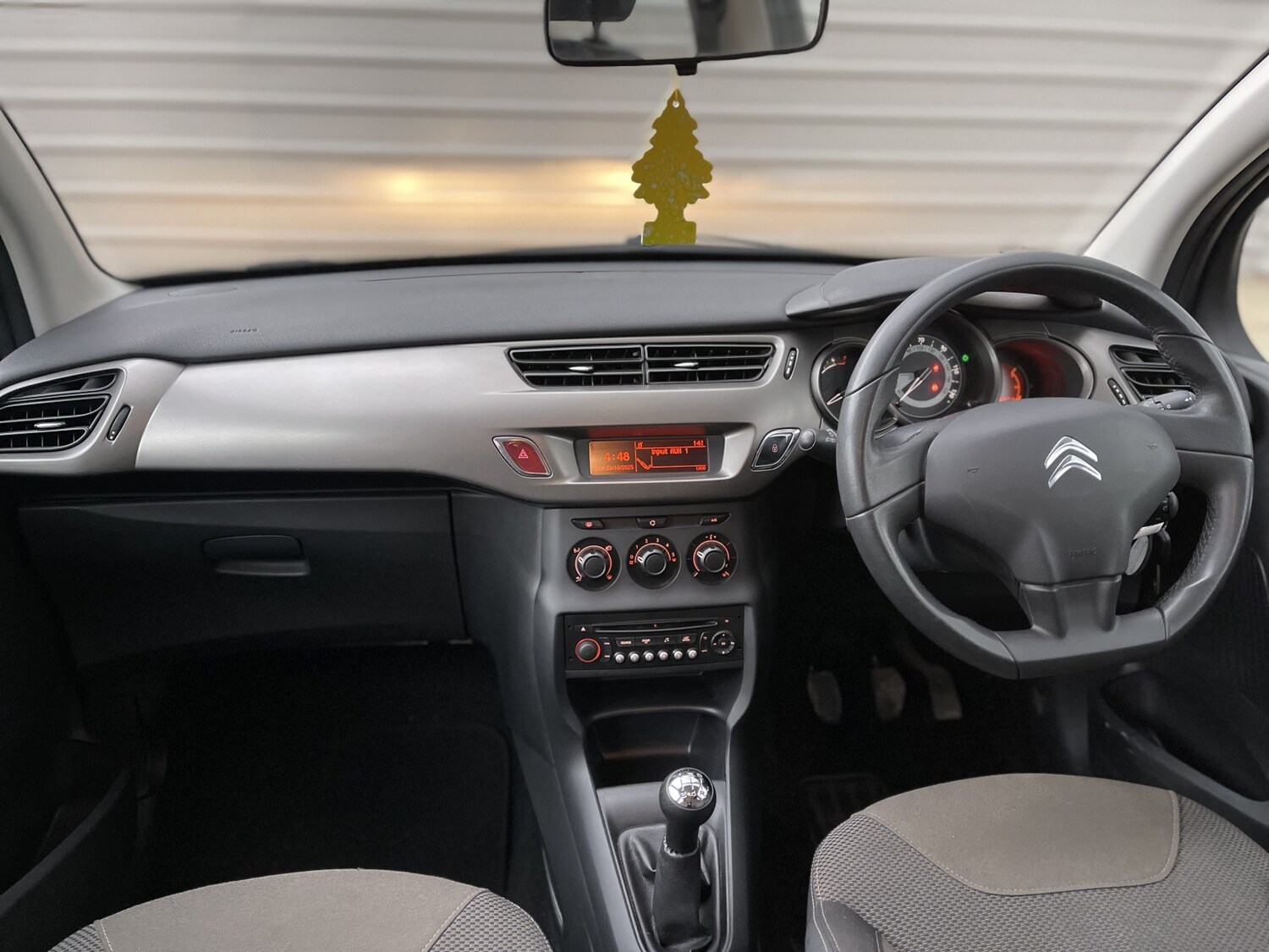 Used Citroen C3 2013 for sale - 76476952: Photo 38