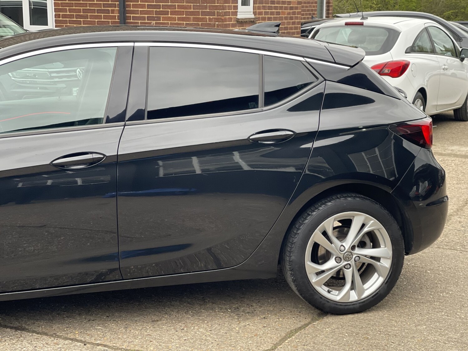 Used Vauxhall Astra 2017 for sale - 78098230: Photo 12