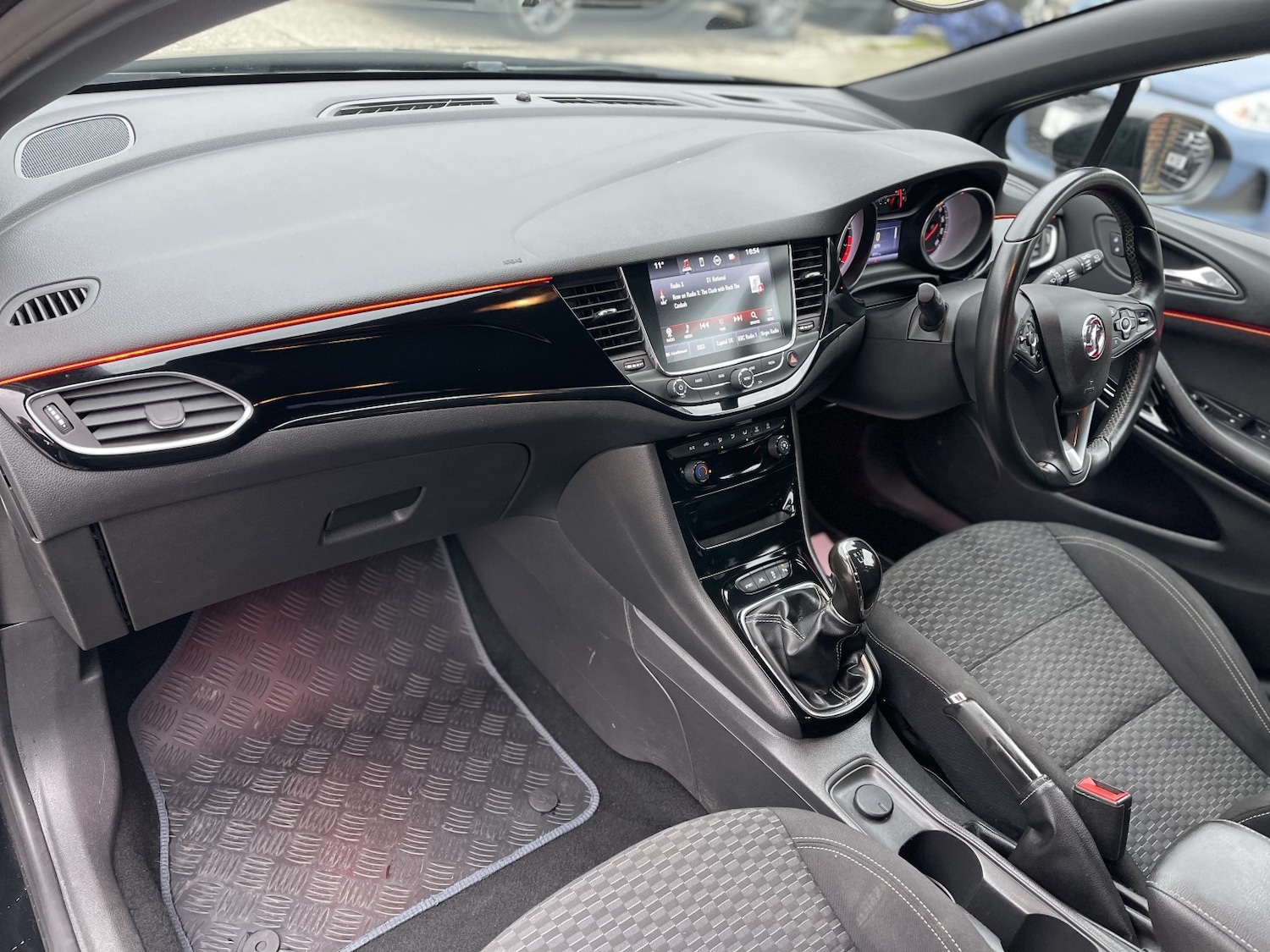 Used Vauxhall Astra 2017 for sale - 78098230: Photo 40