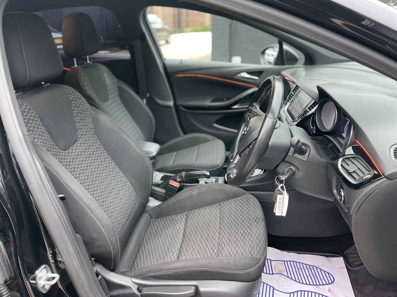 Used Vauxhall Astra 2017 for sale - 78098230: Photo 47