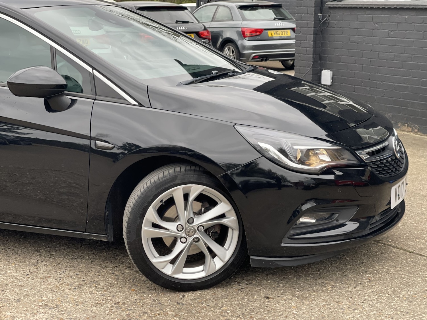 Used Vauxhall Astra 2017 for sale - 78098230: Photo 5