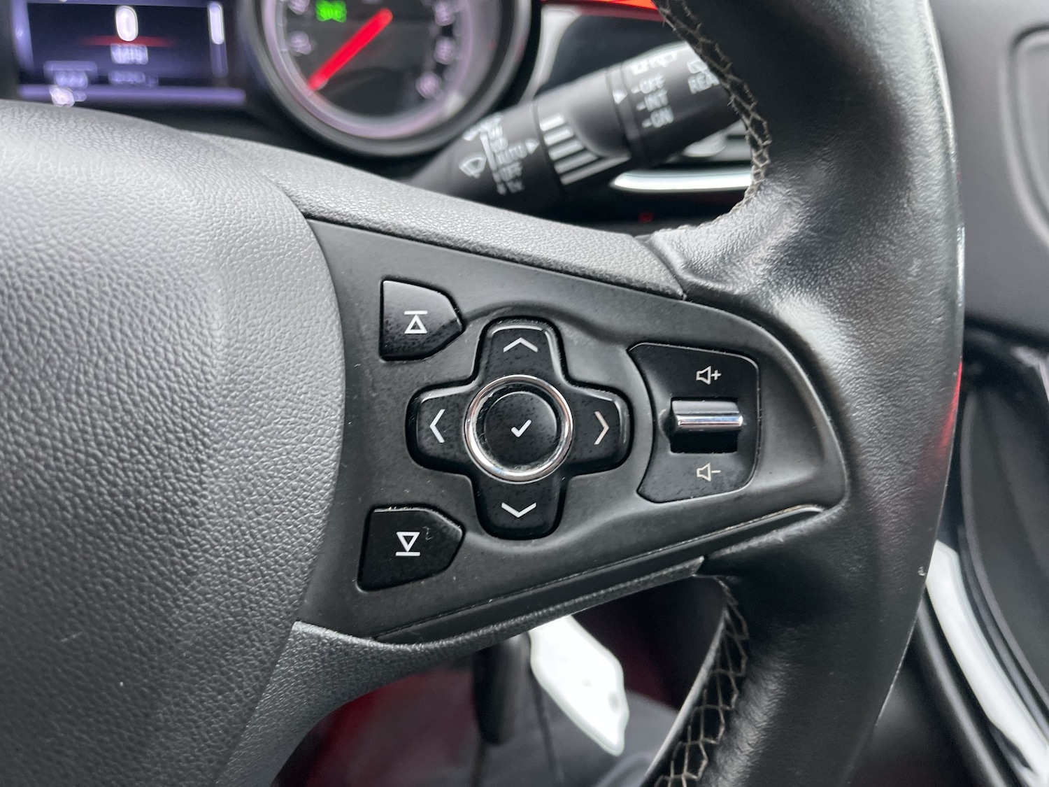 Used Vauxhall Astra 2017 for sale - 78098230: Photo 55