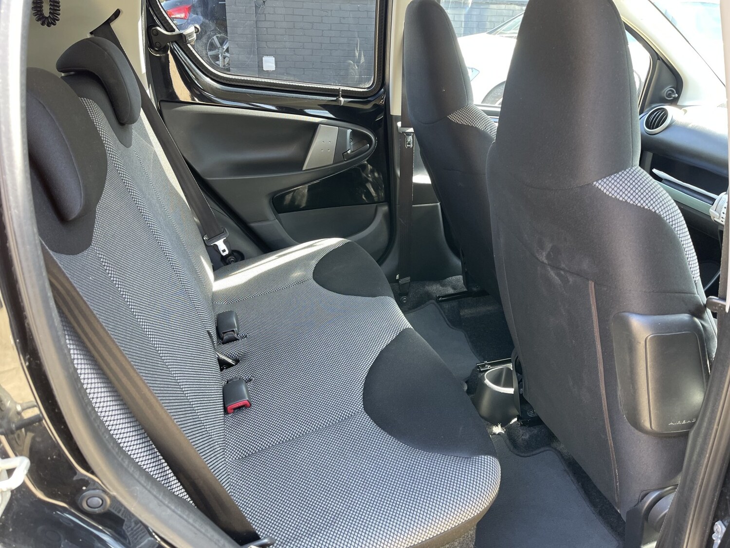 Used Toyota AYGO 2014 for sale - 78162205: Photo 46