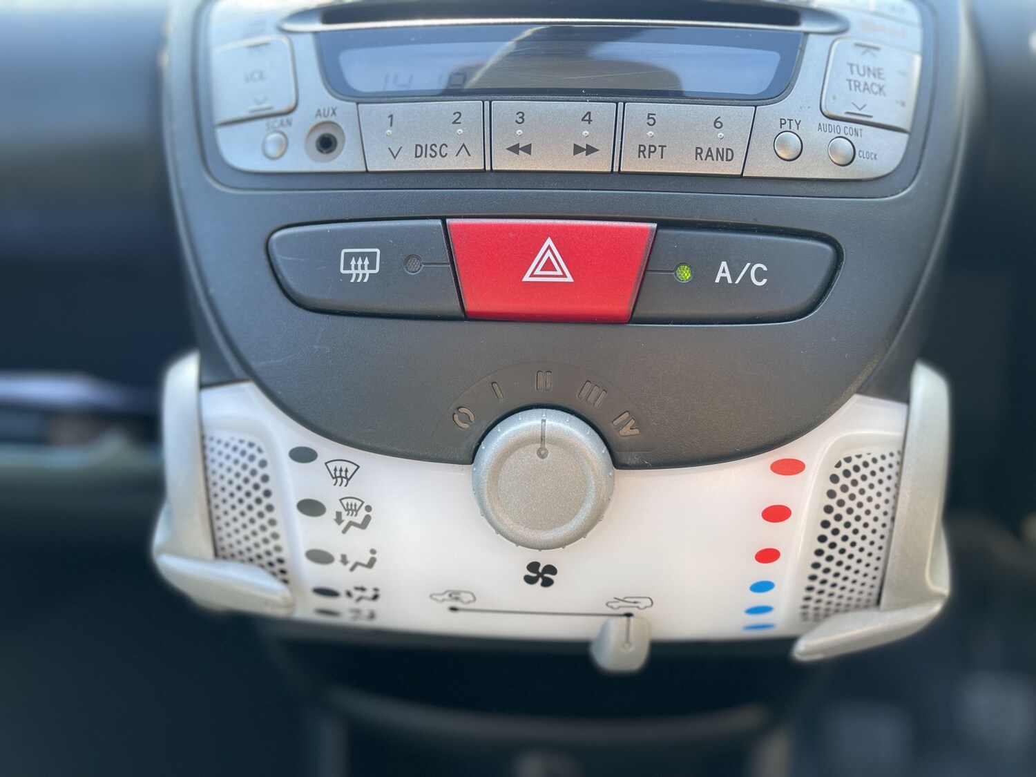 Used Toyota AYGO 2014 for sale - 78162205: Photo 49