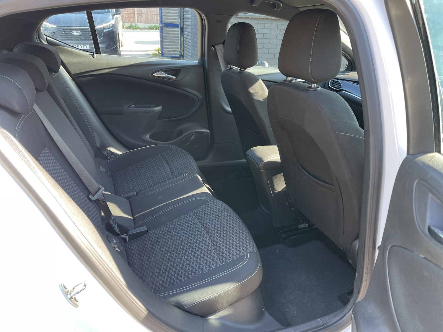 Used Vauxhall Astra 2016 for sale - 77962031: Photo 40