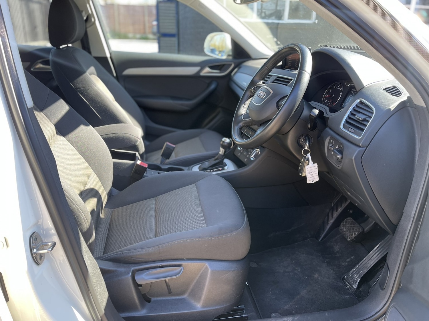 Used Audi Q3 2012 for sale - 78031609: Photo 48