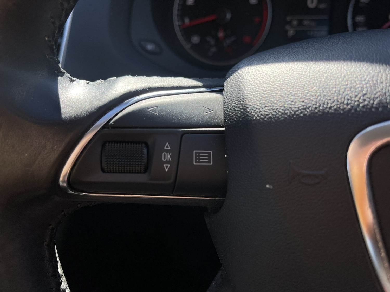 Used Audi Q3 2012 for sale - 78031609: Photo 52