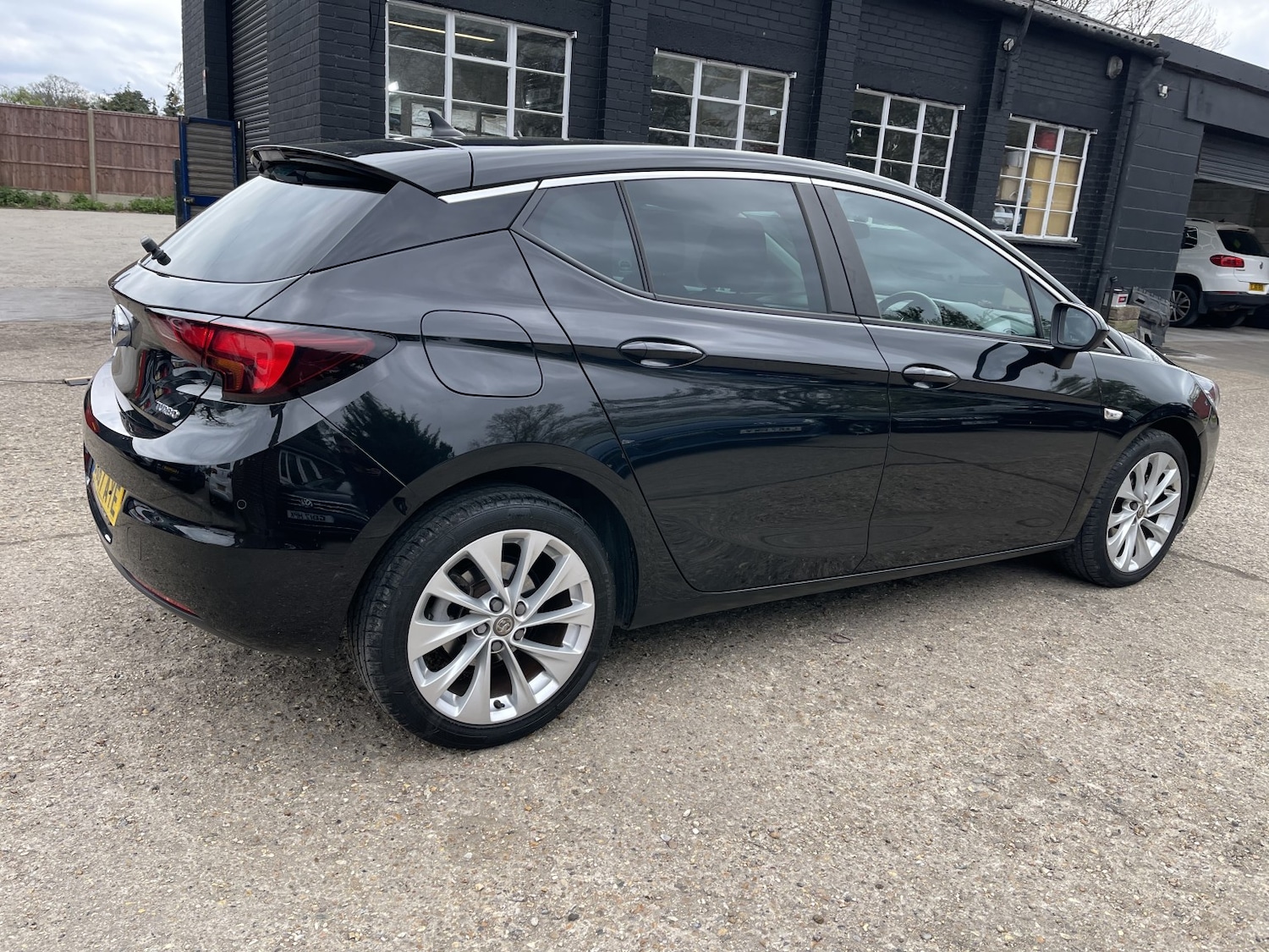 Used Vauxhall Astra 2017 for sale - 78098293: Photo 23
