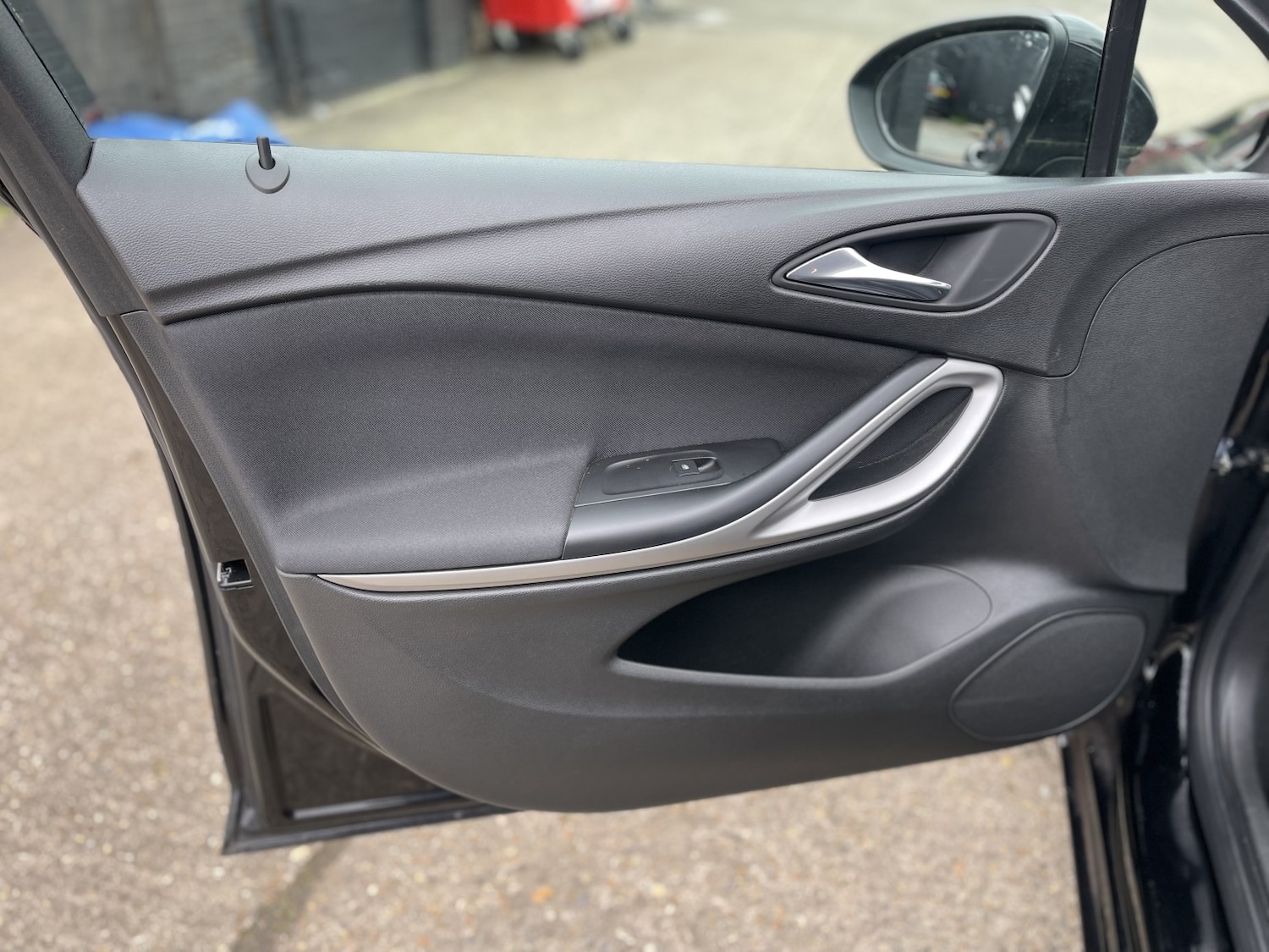 Used Vauxhall Astra 2017 for sale - 78098293: Photo 30